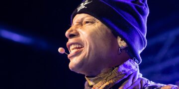 Sananda Maitreya rounds off first UK tour in 23 years in Brighton