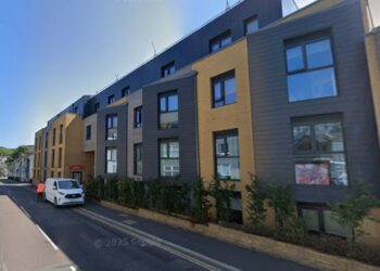 Developer says it can’t fill student flats