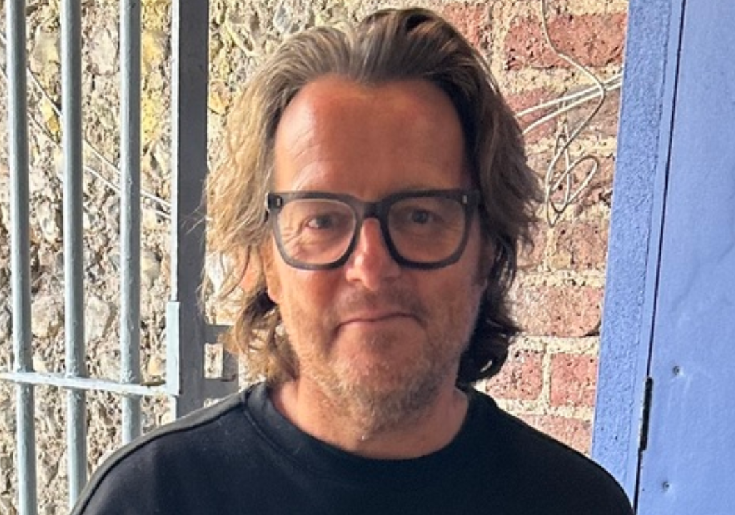 Salon seeks licence to serve wine to hairdressing clients