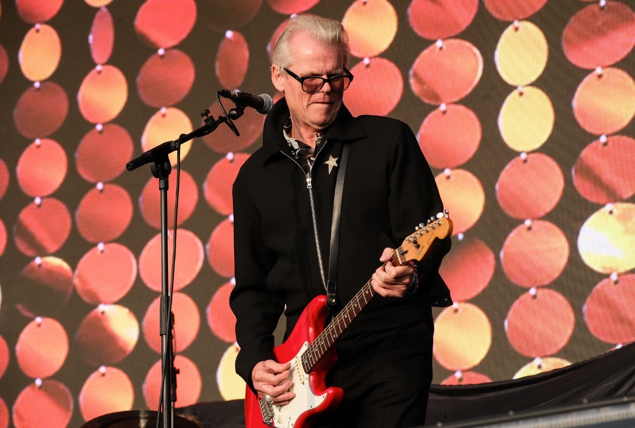 Starcat supergroup announce live dates