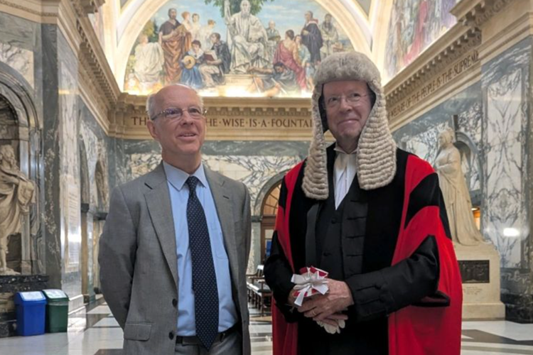 Judges and journalists join forces to honour former Brighton reporter