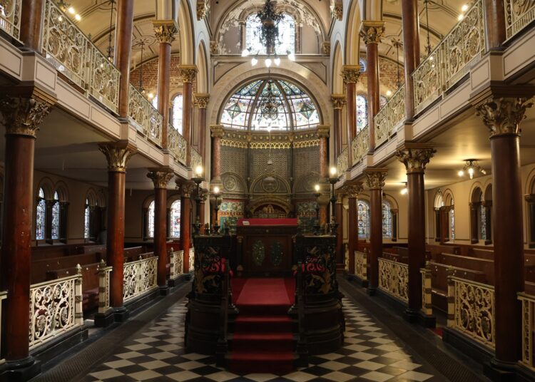 Synagogue restoration project gets £113k grant