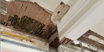 Part of fire-ravaged hotel “at serious risk of collapse”