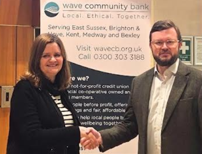 Council finance chiefs signs up with community bank