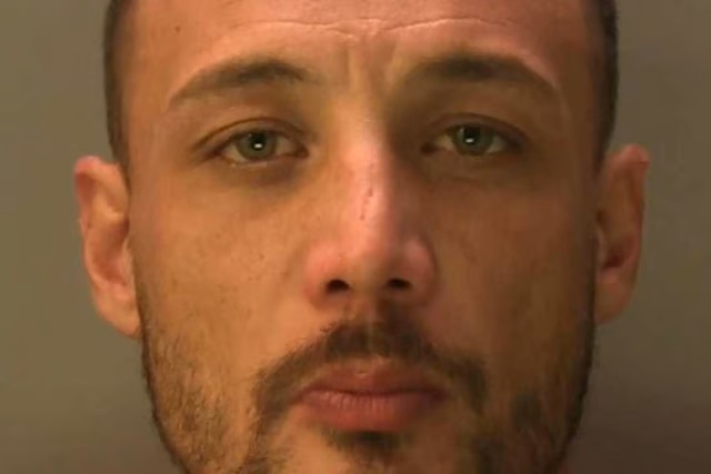 Scammer told to repay money or go to prison Scammer told to repay money or go to prison