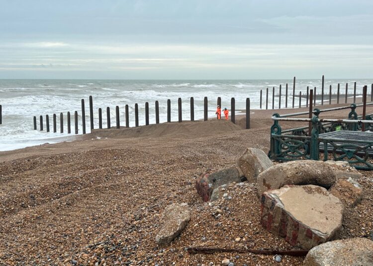 New groyne field takes shape