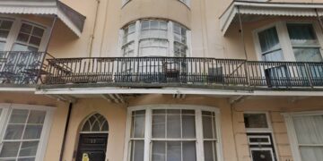 Housing boss quit after fire safety failures, court told