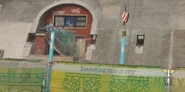 Restored cast iron returns to Madeira Terrace for reassembly