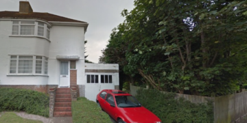 Three-bed house planned in grounds of existing home