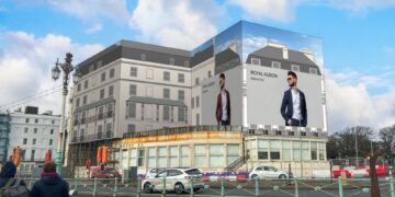 Ad shroud bid for Royal Albion scaffolding