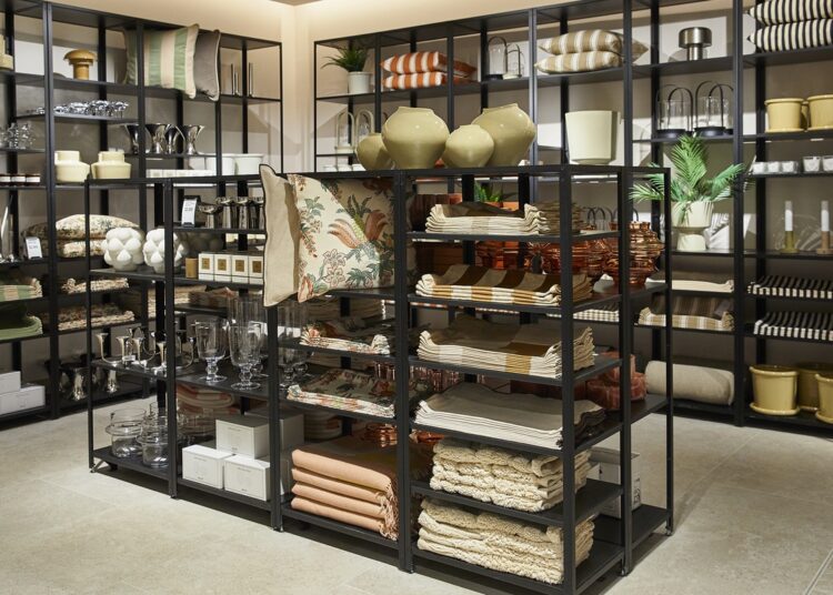 New H&M store opens in Churchill Square