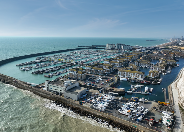 Marina applies for new dredging licence