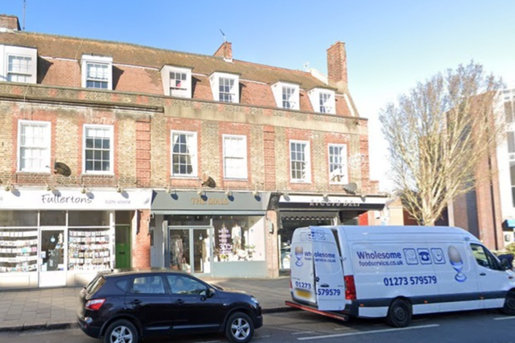 Convenience store seeks off-licence but neighbours and rivals object