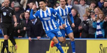 Gomez and Welbeck score as Brighton and Hove Albion do double over Nottingham Forest