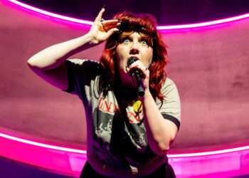 CMAT brings her brand of ‘Euro-Country’ back to Brighton