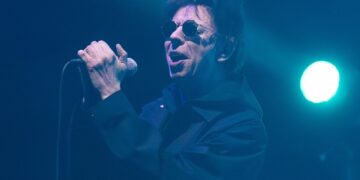 Between drama and dreams, the Bunnymen can still cut it