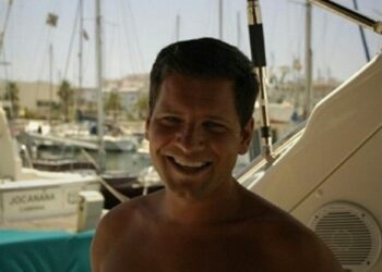 Dealer accused of conning dozens over gold, watch and jewellery sales