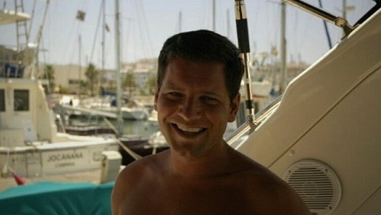 Dealer accused of conning dozens over gold, watch and jewellery sales