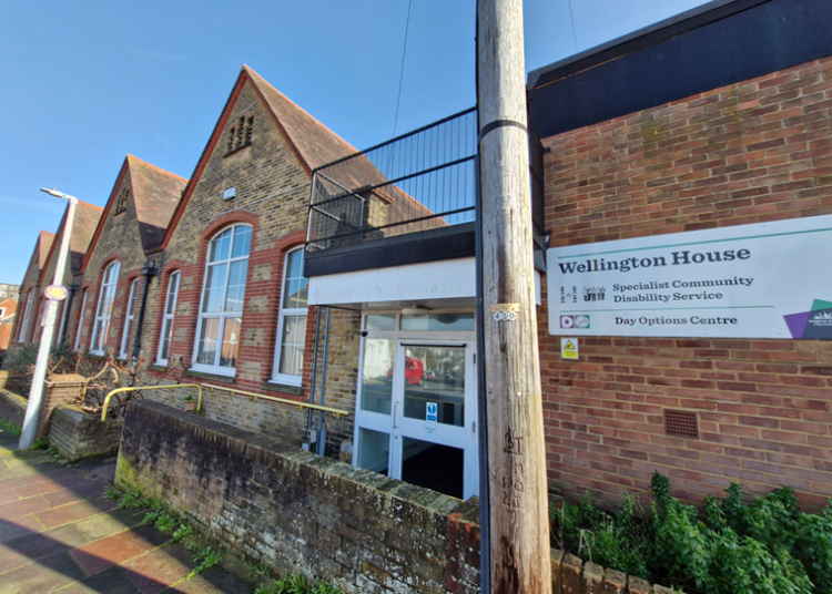 Thousands sign petition aimed at saving day centre