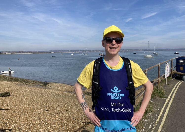Blind artist to run Brighton Marathon using AI glasses in ‘world first’