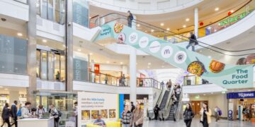 Shopping centre’s glass lift replaced with two new ones