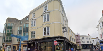 Pub applies for 2.30am closing time