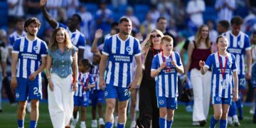 Brighton and Hove Albion reach Europe despite losing to Man Utd