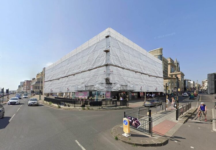 Odeon developer asks permission for 12-month ad shroud