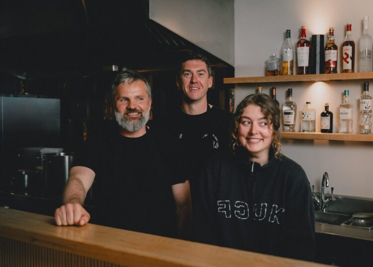 Phone-free restaurant gets permanent home