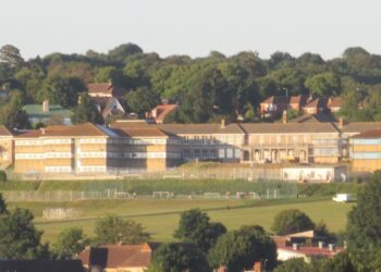 School plans 10ft fence around playing field