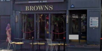Self-pour wine bar plans opening in The Lanes
