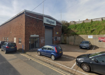 Showroom to shut as kitchen chain Magnet goes bust