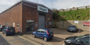Showroom to shut as kitchen chain Magnet goes bust