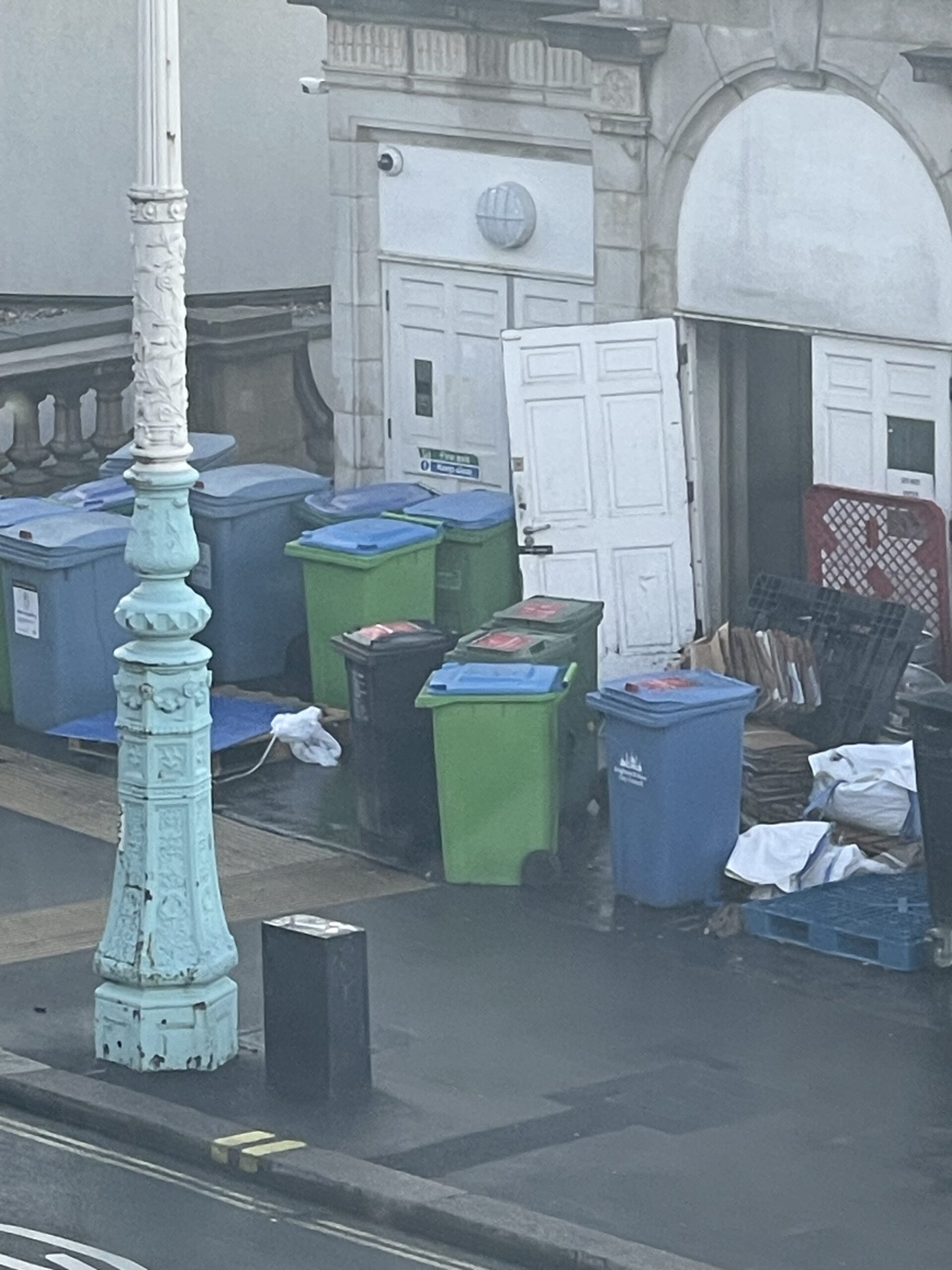 &lsquo;Inappropriate&rsquo; bin fence removal leaves rubbish eyesore