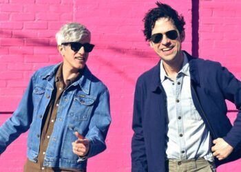 We Are Scientists to celebrate 20th Anniversary of classic debut ‘With Love & Squalor’