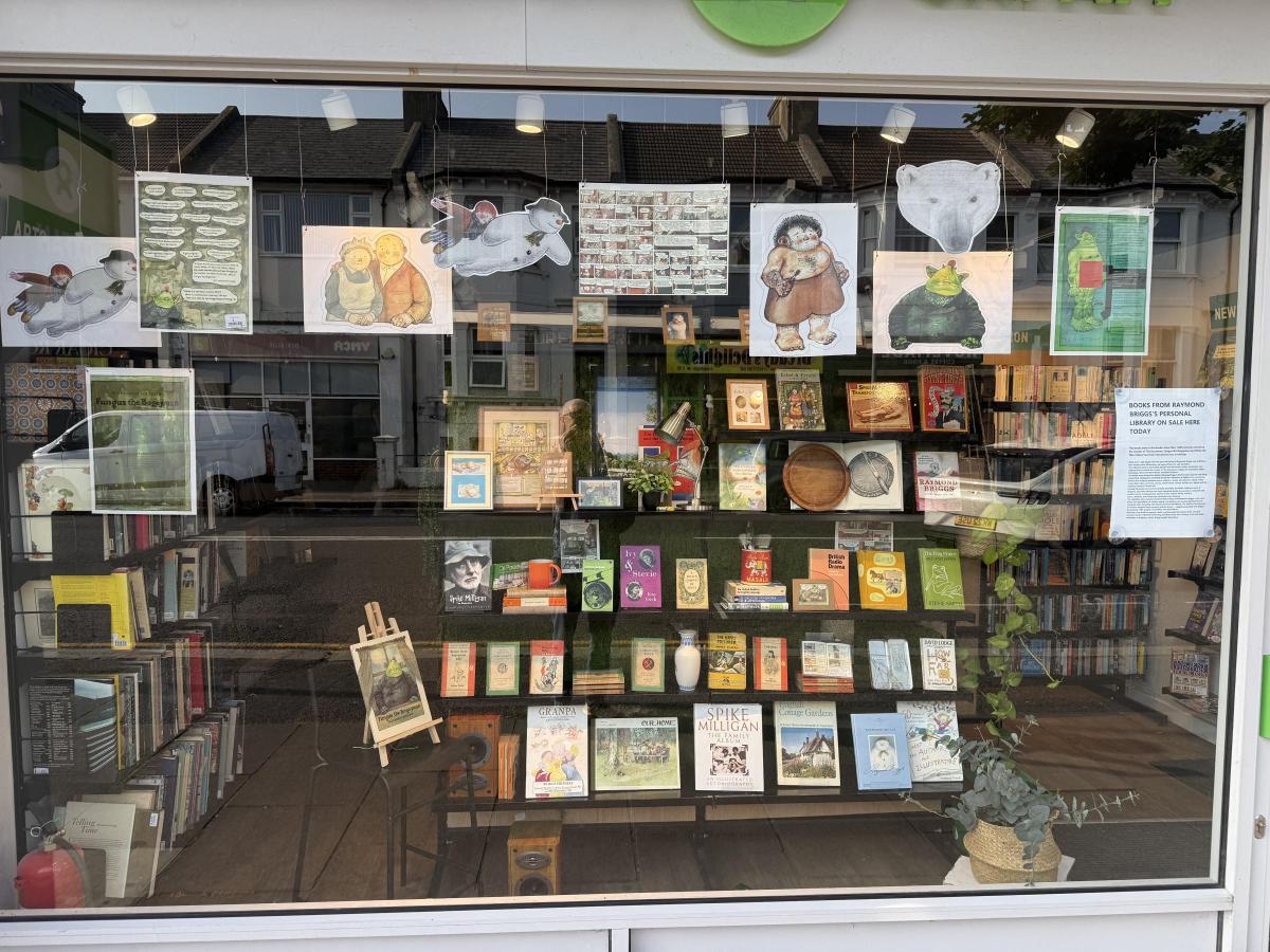 Raymond Briggs’s personal library goes on sale at Oxfam Raymond Briggs’s personal library goes on sale at Oxfam