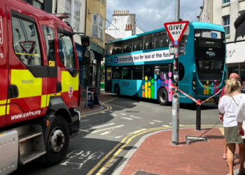Bus crash blocks narrow Brighton street