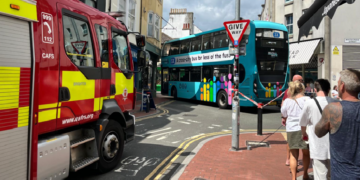 Bus crash blocks narrow Brighton street