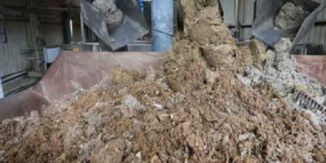 Plastic wet wipes ban prompts plea from water bosses