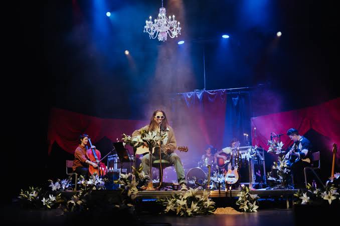No Apologies &ndash; If Kurt Cobain Was Trans &ndash; Review
