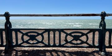 Hove seafront railings to get facelift