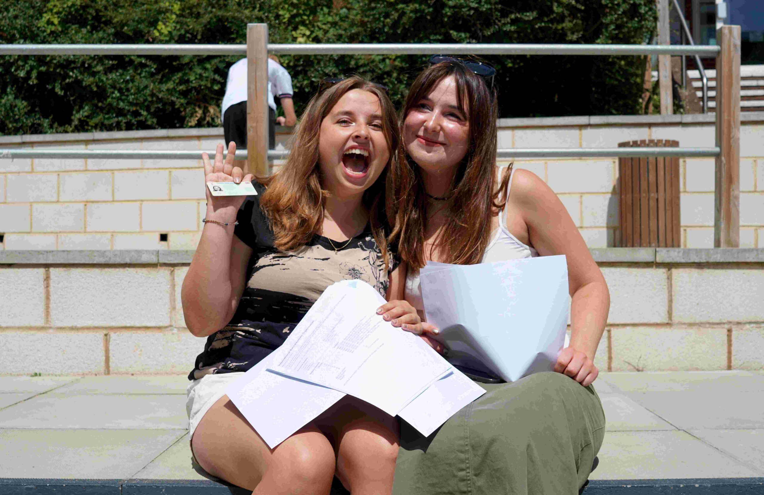 Varndean College celebrates 98 per cent pass rate at A level Varndean College celebrates 98 per cent pass rate at A level