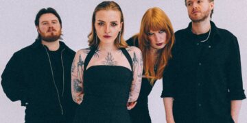 Listen up Darkwave fans – Mercy Girl are heading out on tour!