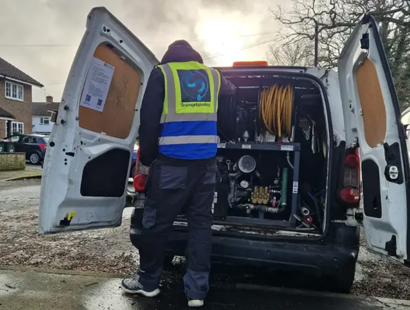 A blocked drain won&rsquo;t wait until morning &ndash; neither will we