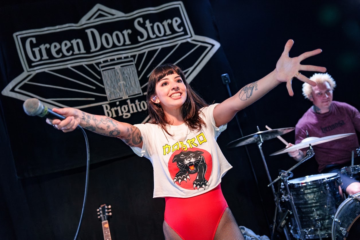 Brazilian punk rocker Karen Dió takes fans on a ‘Sick Ride’ Brazilian punk rocker Karen Dió takes fans on a ‘Sick Ride’