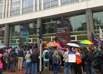 University considers closing campus
