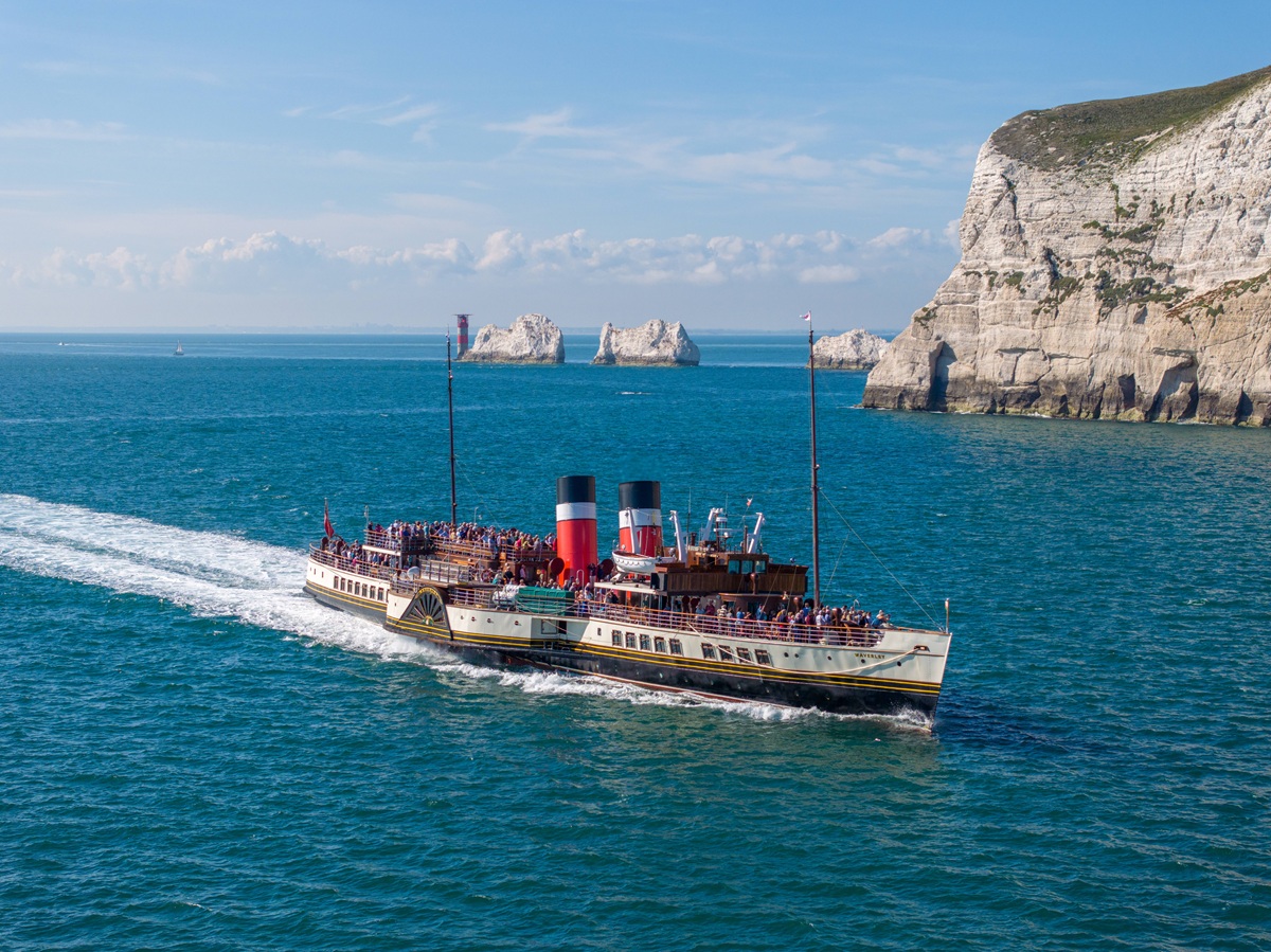 Last paddle steamer to sail from Newhaven