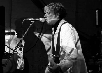 Pete Fij closes UK tour with Green Door Store gig