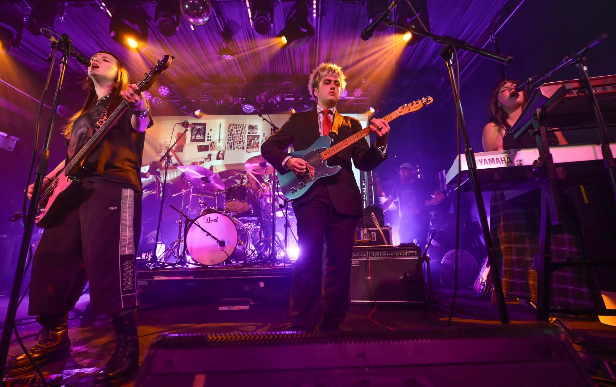 &lsquo;Get Up And Dance&rsquo;: Man/Woman/Chainsaw showcase &lsquo;Cannonball&rsquo; in electrifying Brighton set